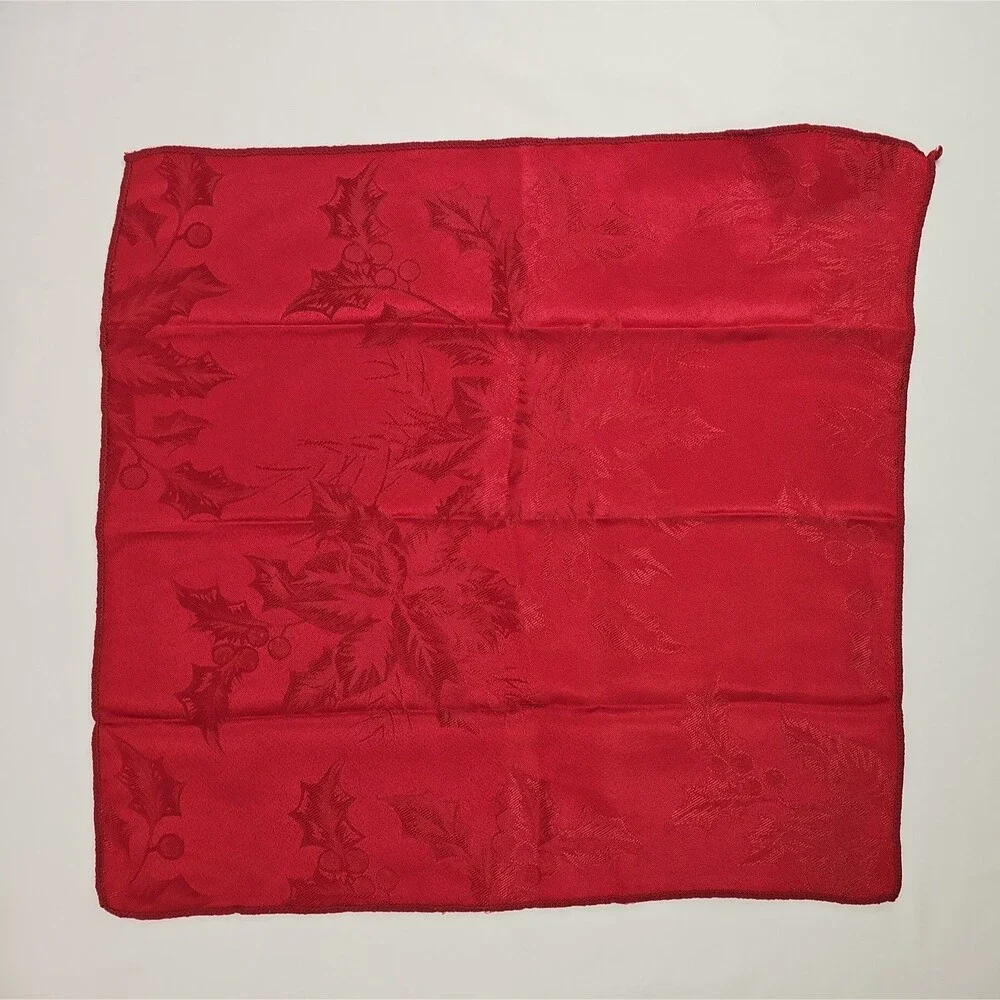 Lot of 7 Essential Home Cloth Napkins Red Cream Jacquard Polyester Holiday